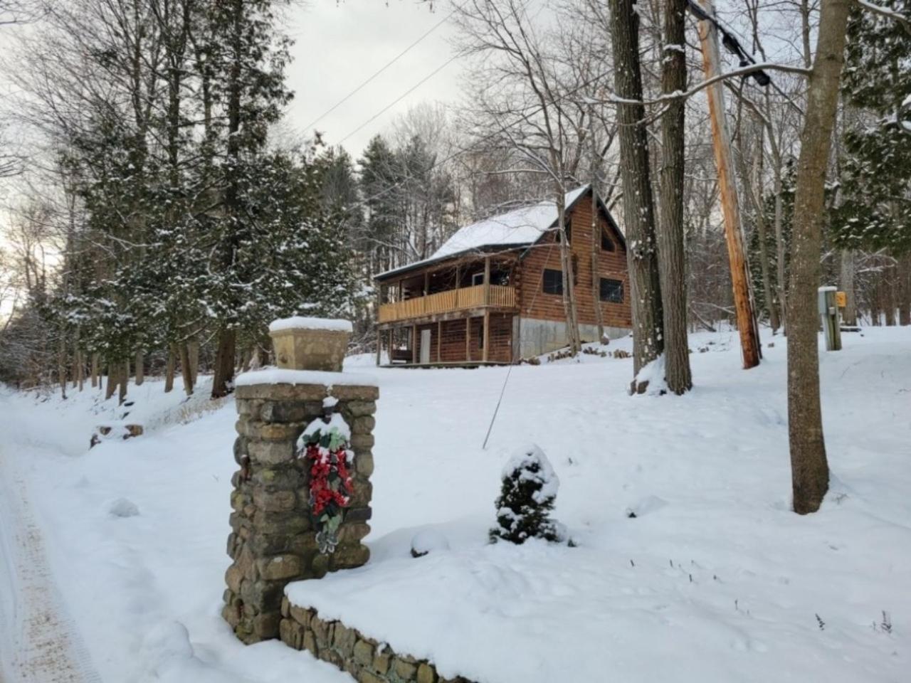 Вилла Tranquility And Views Keeseville Экстерьер фото